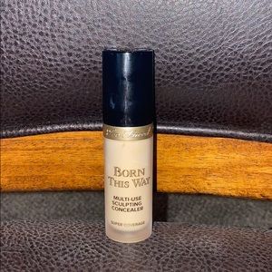 Too Faced Sculpting Concealer in Shortbread